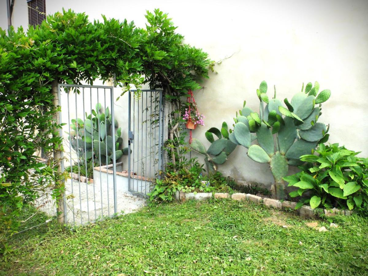 La Cheta Villa Monsagrati Exterior foto